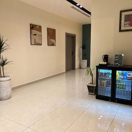 Sky Hotel Akabe Dış mekan fotoğraf
