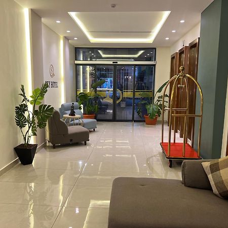 Sky Hotel Akabe Dış mekan fotoğraf
