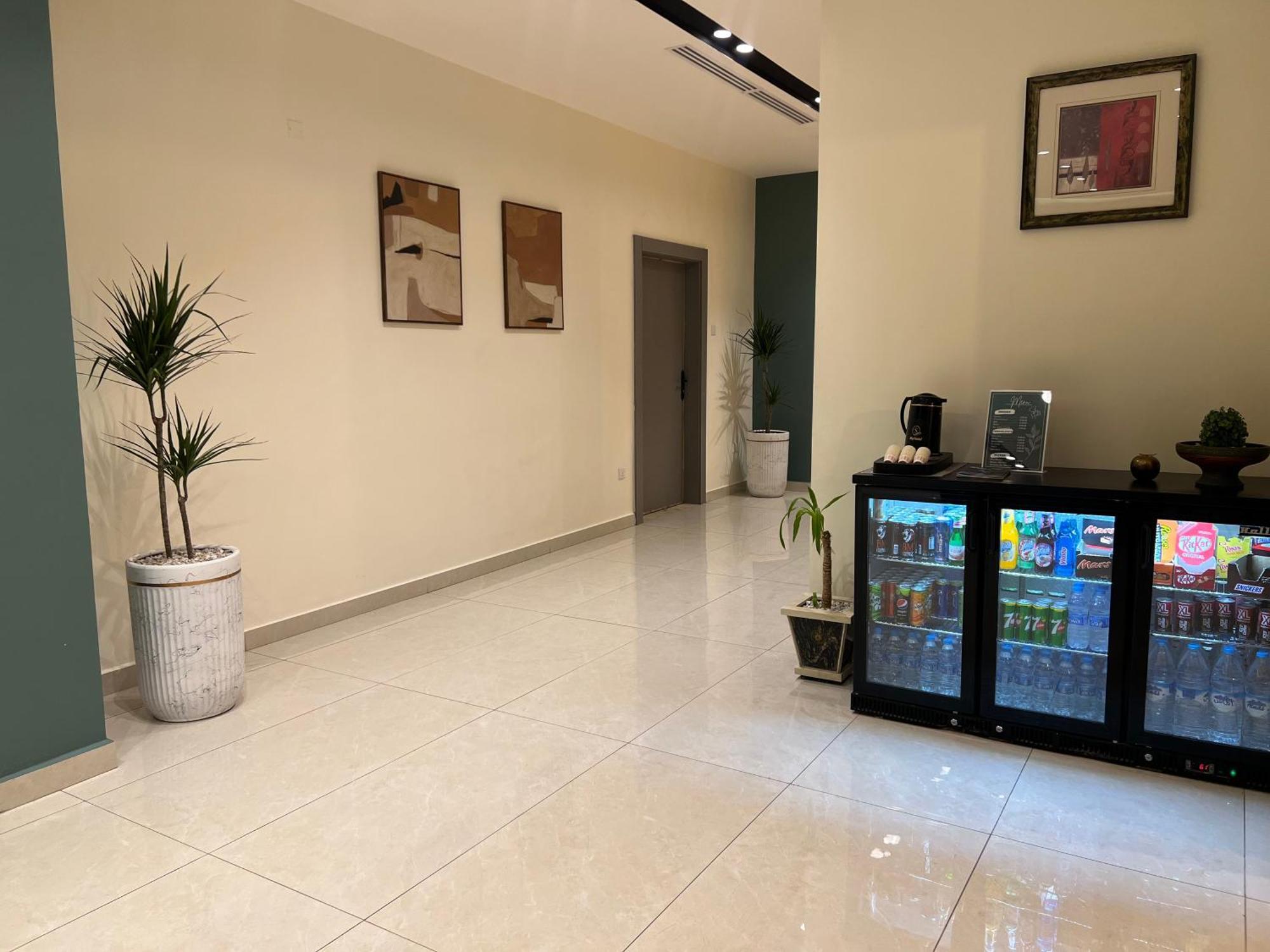 Sky Hotel Akabe Dış mekan fotoğraf