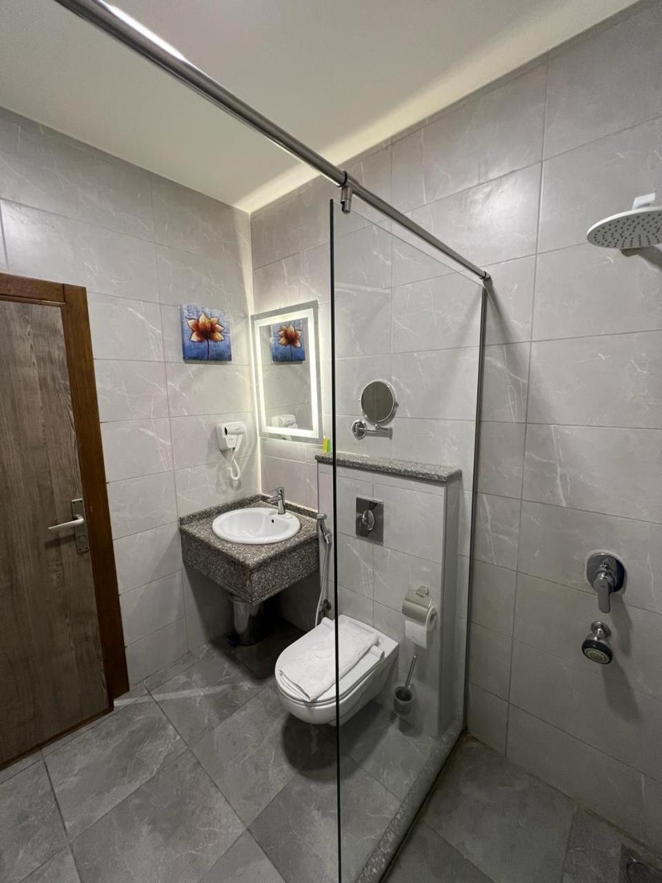 Sky Hotel Akabe Dış mekan fotoğraf