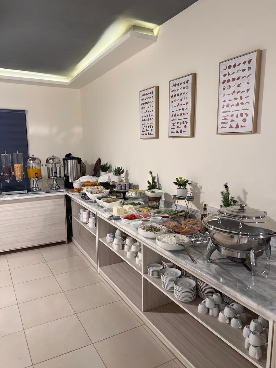 Sky Hotel Akabe Dış mekan fotoğraf