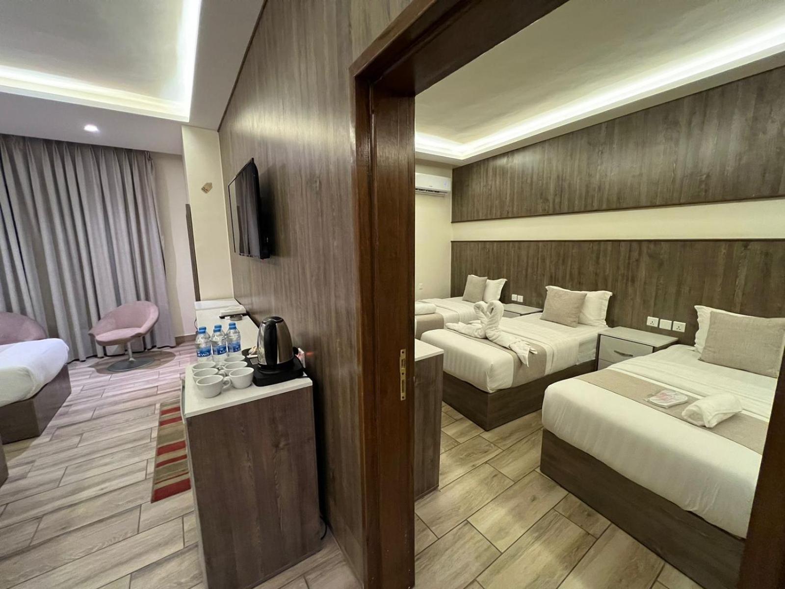 Sky Hotel Akabe Dış mekan fotoğraf