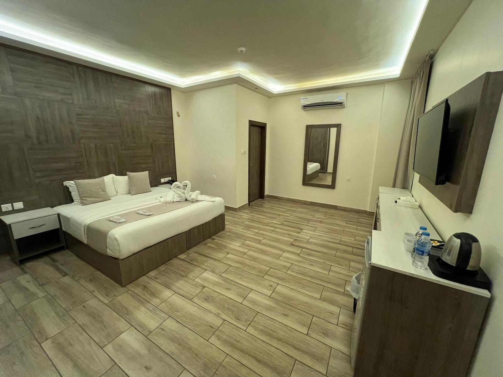 Sky Hotel Akabe Dış mekan fotoğraf