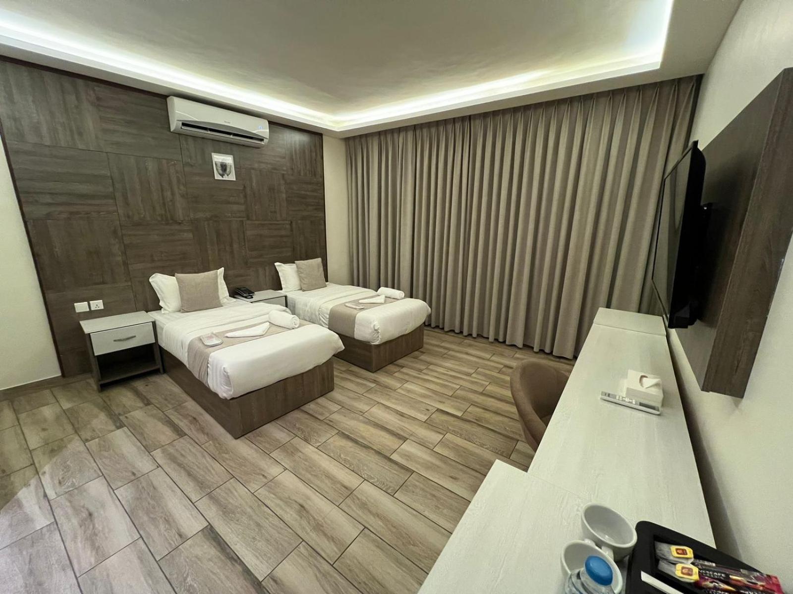Sky Hotel Akabe Dış mekan fotoğraf